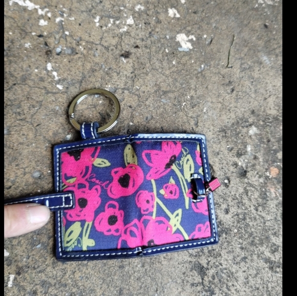 COACH Photo Keychain VINTAGE - Picture 3 of 3